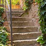 Maison d'hôtes La Vieille Demeure 4*