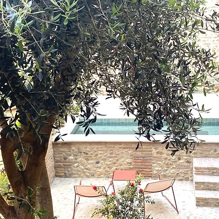 La Vieille Demeure بيت ضيافة 4*