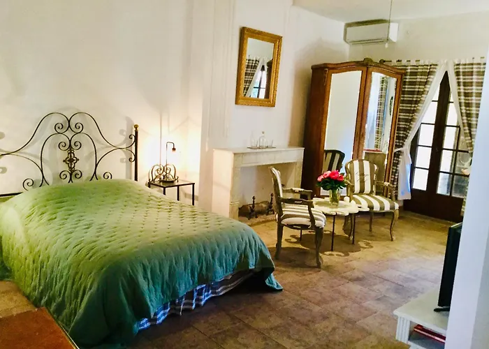 Guest house La Vieille Demeure Torreilles