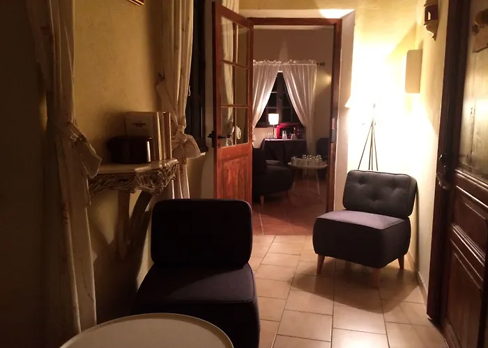 La Vieille Demeure Guest house 4*